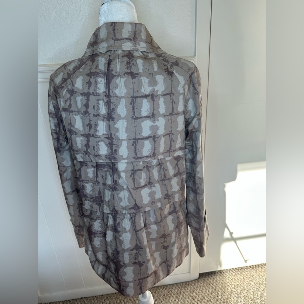 Banana Republic Size M multi square pattern outdoor wind breaker jacket - Picture 5 of 9